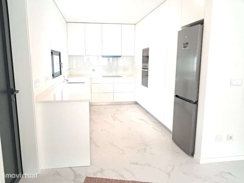 Moradia T3 de luxo, Isolada, em São João de Ovar - Grande imagem: 5/33