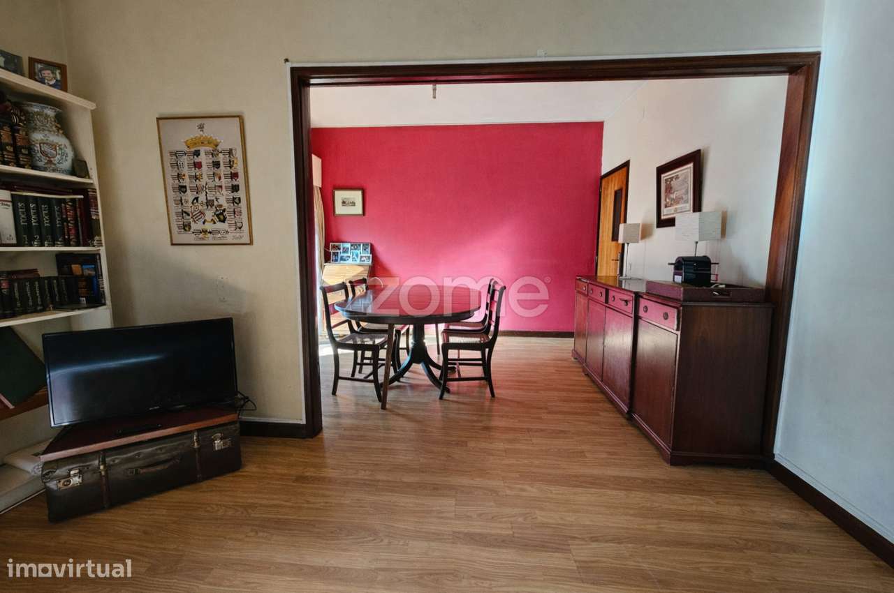 Apartamento T4 com varanda e elevador em Paranhos, Porto - Grande imagem: 4/29