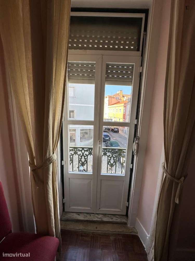 Quarto - localizado em Penha de França Lisbon - Grande imagem: 3/30