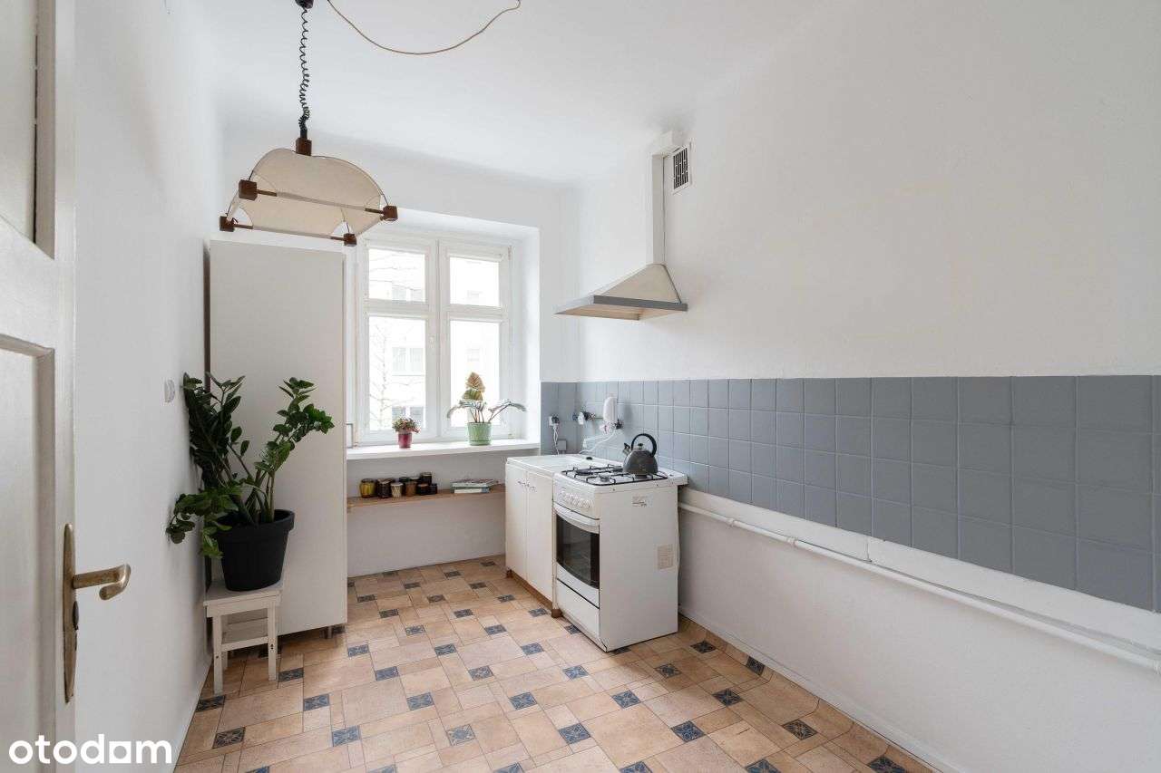 Klimatyczne mieszkanie z duszą. Balkon i piwnica-10