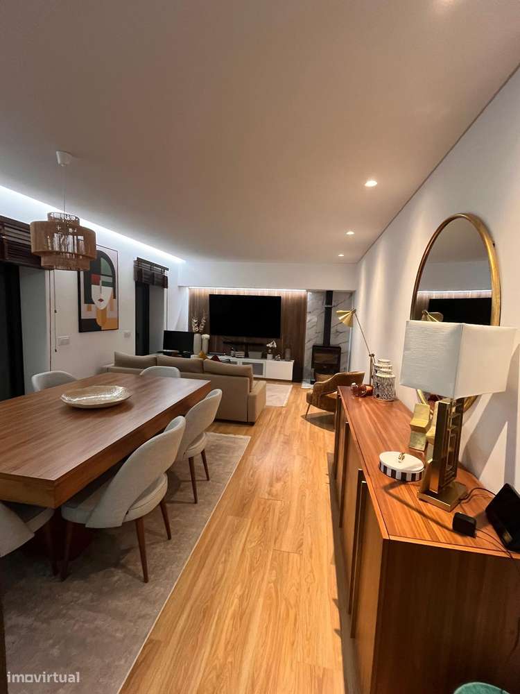Moradia de Luxo com Piscina borda Infinita e 17.000 m² de Terreno-11