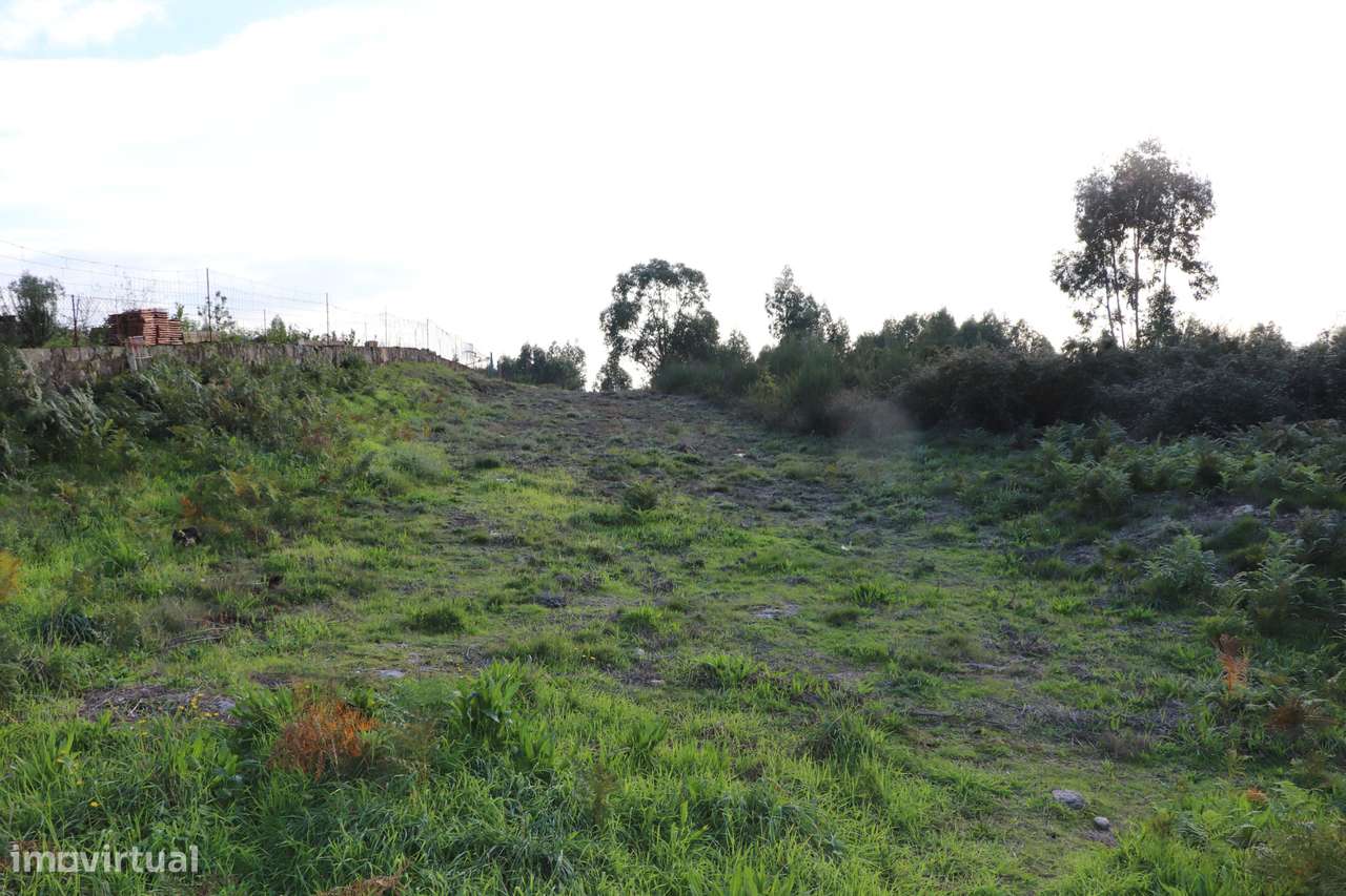 Lote de Terreno  Venda em Lustosa e Barrosas (Santo Estêvão),Lousada - Grande imagem: 4/10