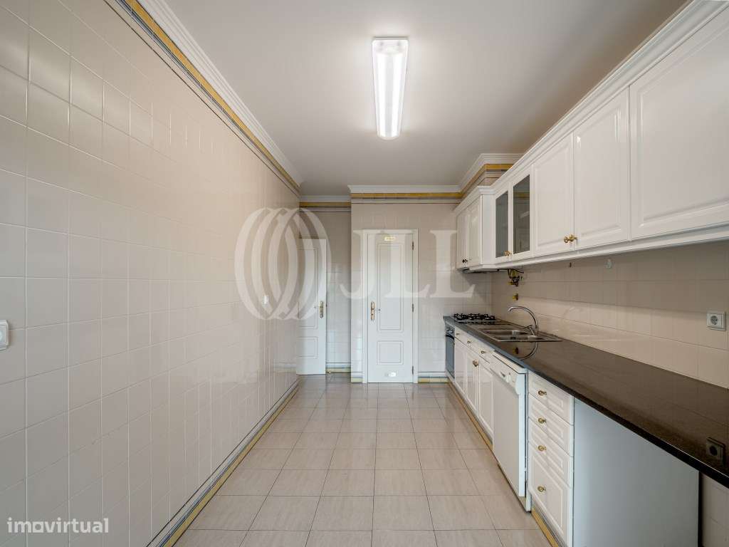 Apartamento T2 no condomínio Riviera, em Carcavelos - Grande imagem: 5/27
