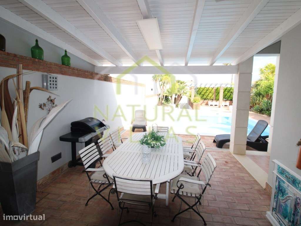 Moradia Geminada de Luxo T5 com Piscina Privativa e Garagem, Vilamoura-29