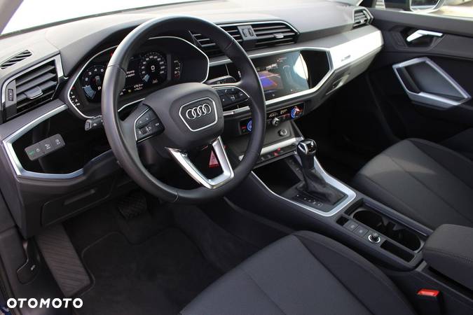 Audi Q3 35 TFSI Advanced S tronic - 11