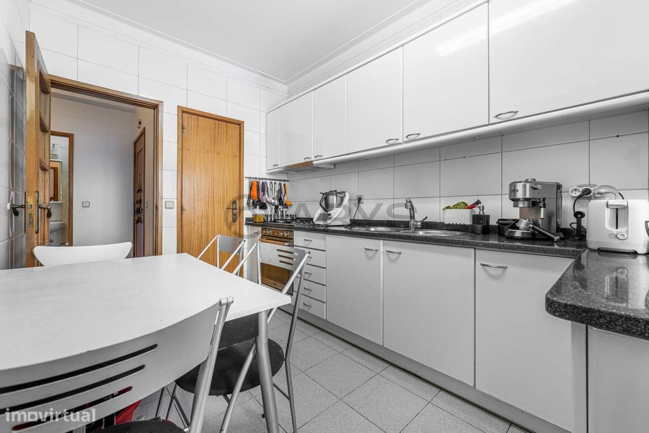 T2 com elevador e garagem em São Vicente, Braga - Grande imagem: 4/25