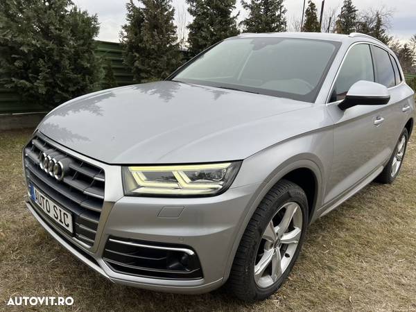 Audi Q5 2.0 40 TDI quattro S tronic Design - 5