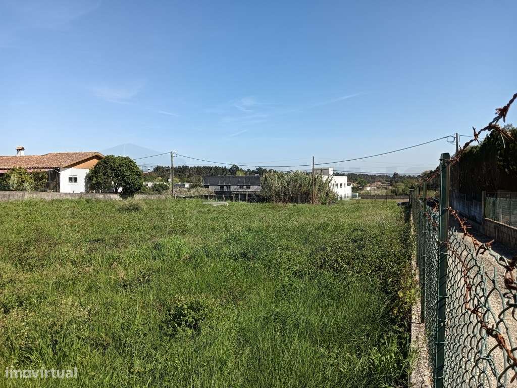 Terreno no Centro de Oiã - 15,50m de Frente - Grande imagem: 2/20