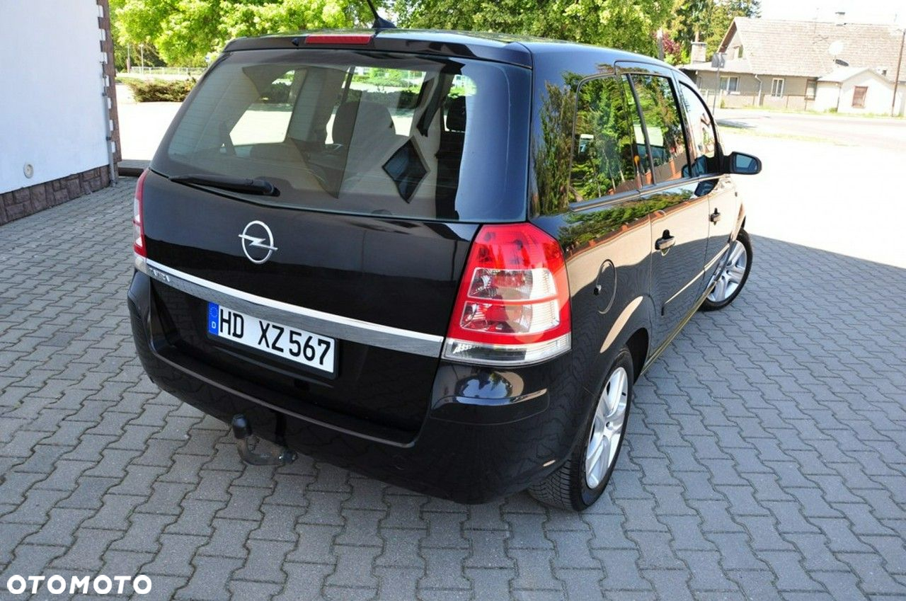 Opel Zafira 1.8 Cosmo - 14