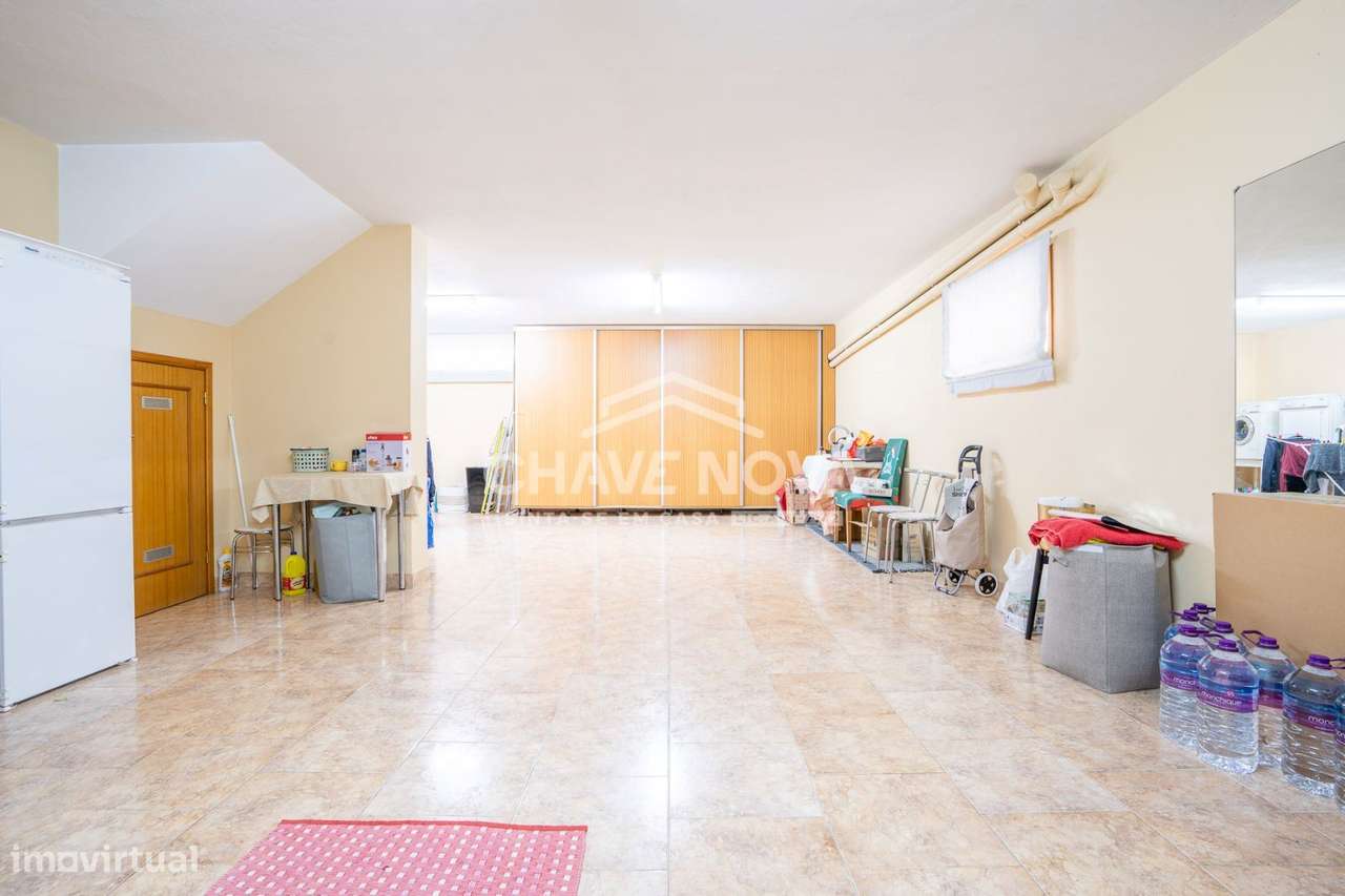 CP - Moradia T3 com Terraço e Garagem | Próximo da Praia de Lavadores - Grande imagem: 5/47