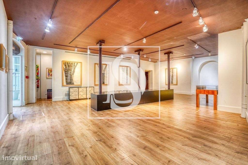 Loja/Galeria de Luxo em Alfama — Investimento com Rendimento Garantido - Grande imagem: 2/20
