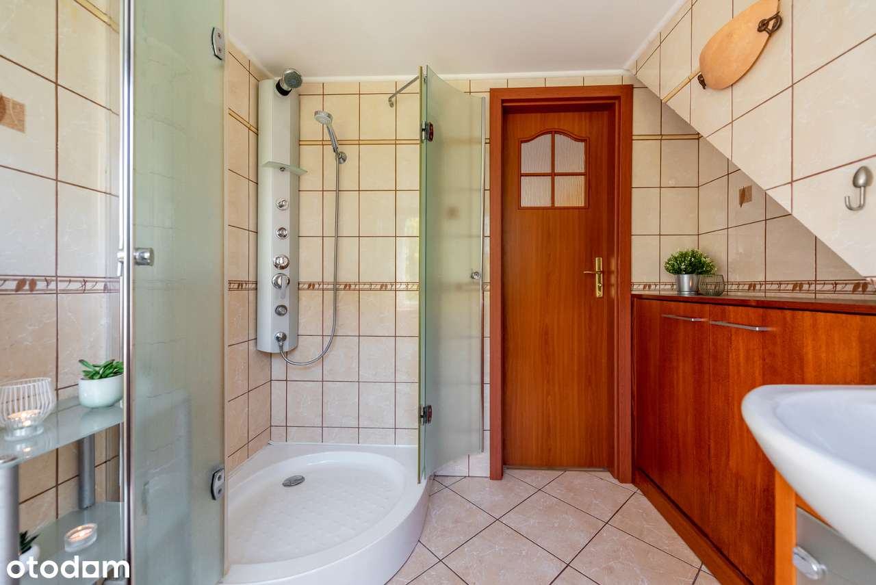 Przytulny domek/4 pokoje/piwnica/wiata/meble/ogród-12