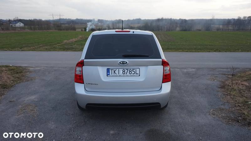 Kia Carens 2.0 EX - 8