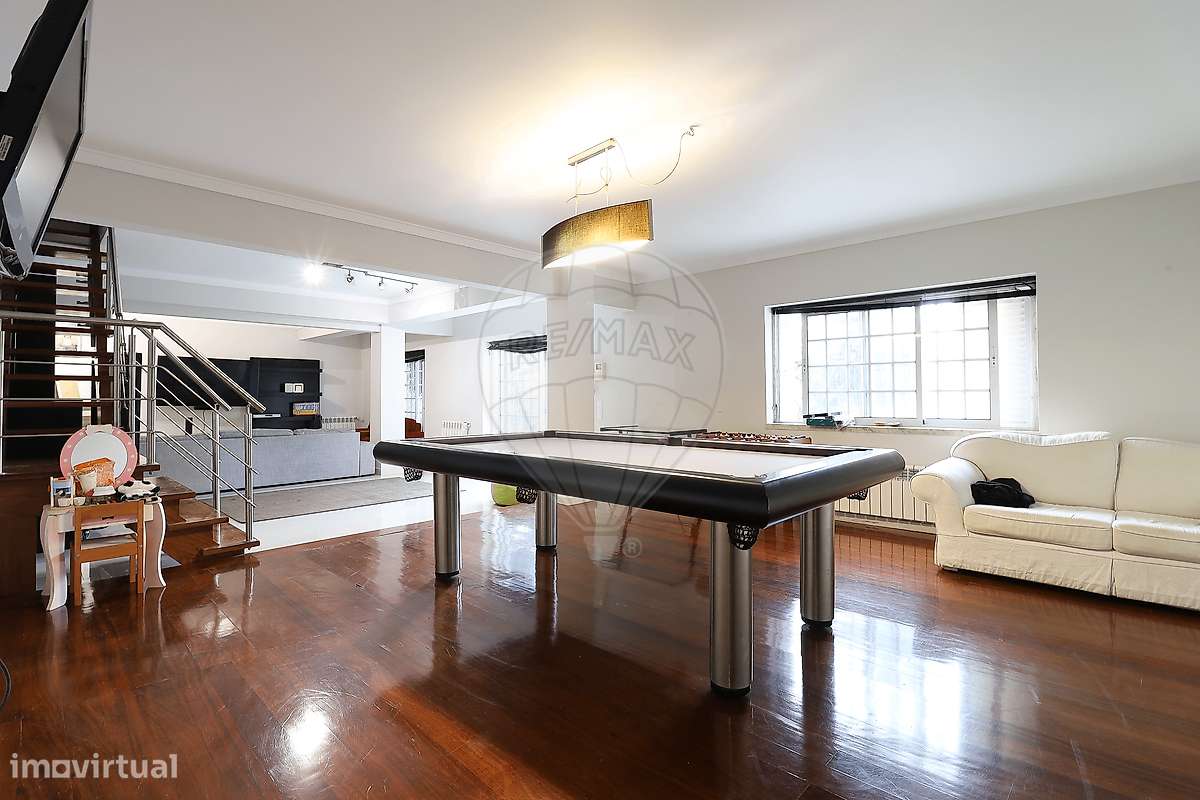 Moradia T6 para venda-20