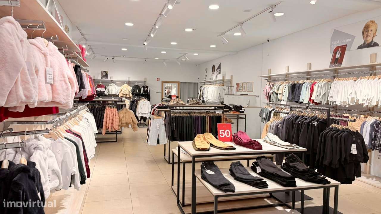 Trespasse de Loja de Roupas Infantis!-11