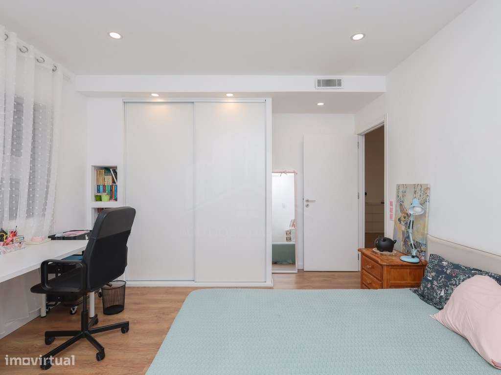 Moradia T3 com Terraço - Gondomar-28