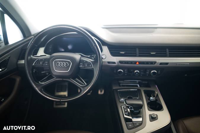 Audi Q7 3.0 TDI Quattro Tiptronic - 39