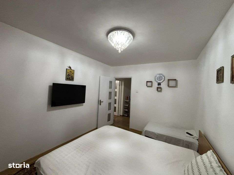 Apartament luminos si calduros str. Caracal - Imagine principală: 4/7