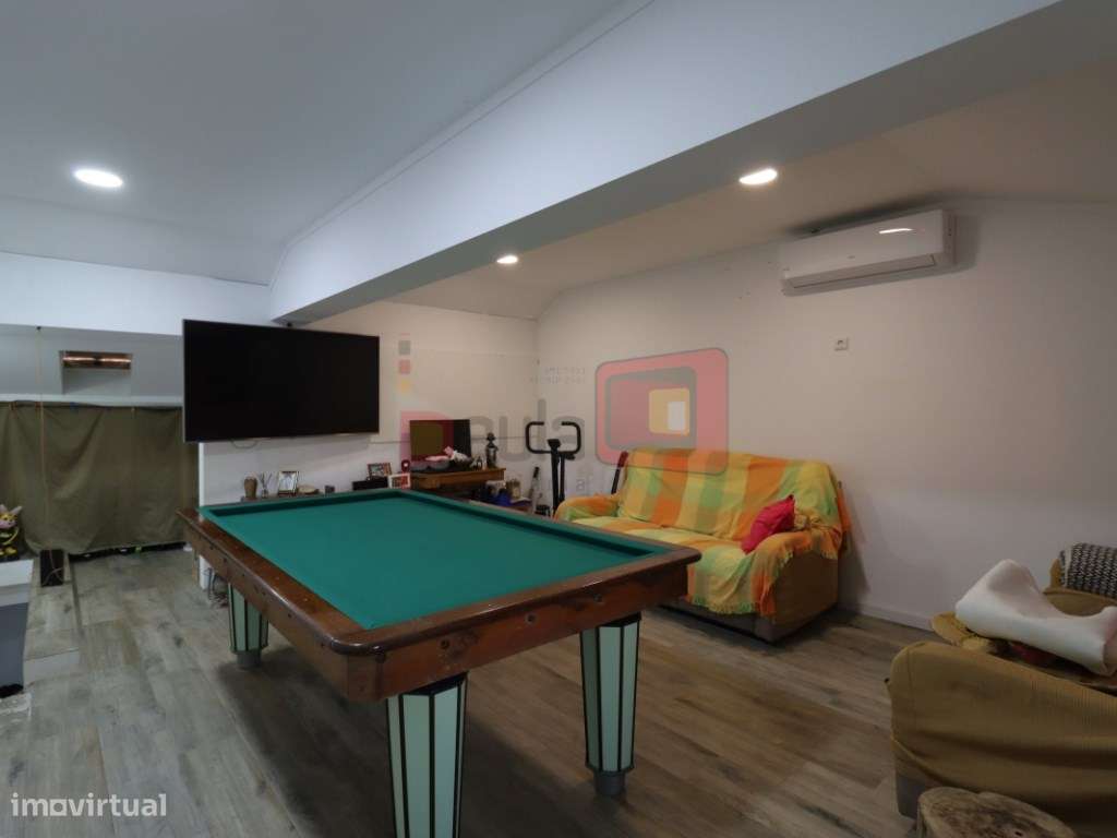 MORADIA CENTRO MONTIJO-18