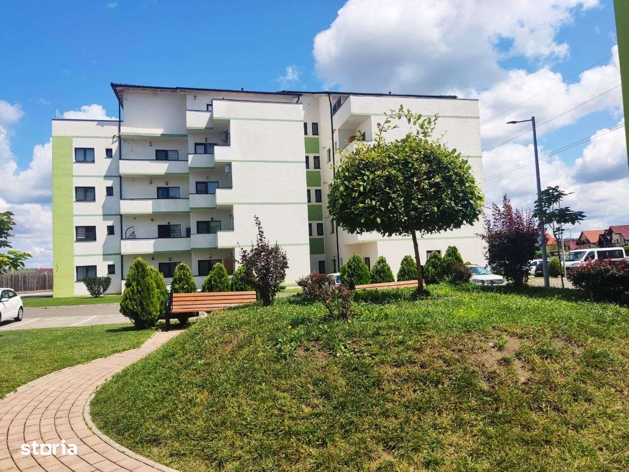 Bloc Lift, 2 cam, LA CHEIE ,incalz pardoseala, etaj 2, geam baie-1