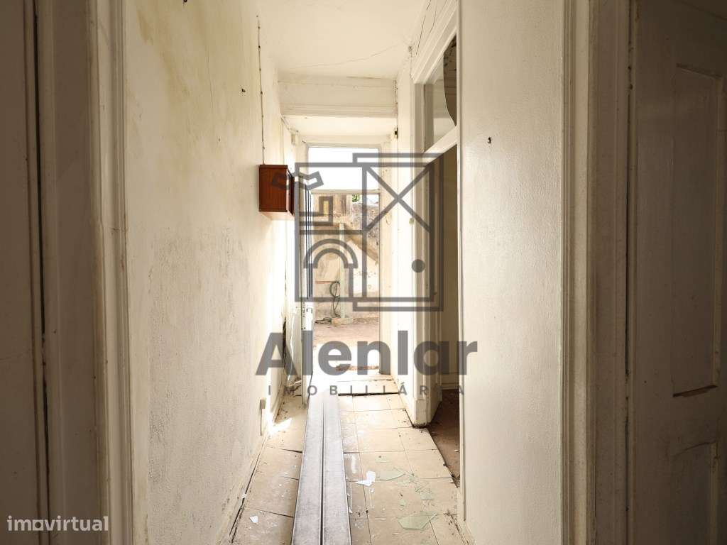Prédio para remodelação - Alenquer-20