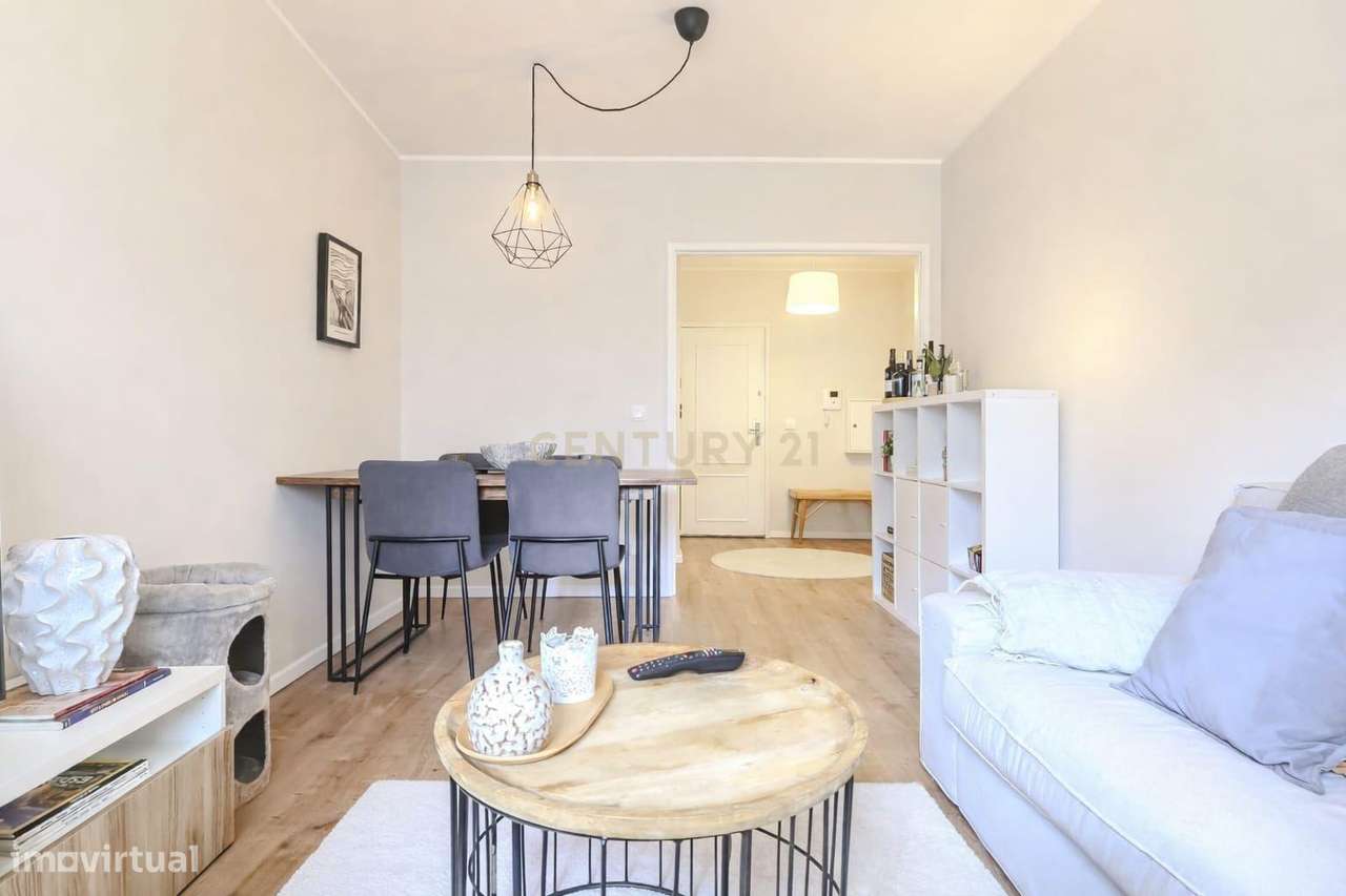 Apartamento T2 na Prelada - Oportunidade Única! - Grande imagem: 2/17