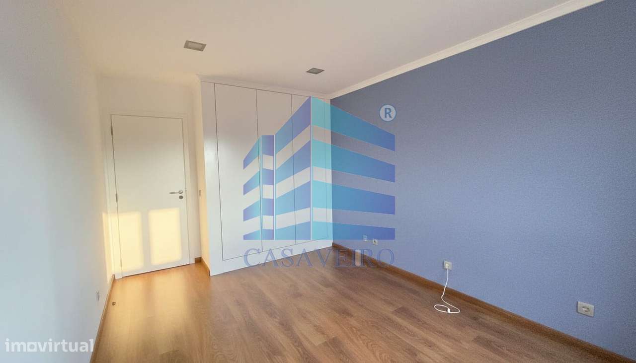 Apartamento T2 na Avenida Lourenço Peixinho em Aveiro-18