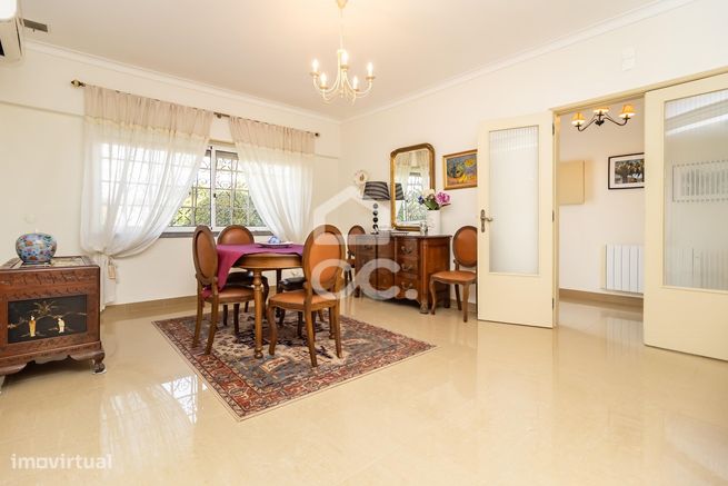 Moradia Isolada T8 em terreno de 1000 m2 em Belverde-15