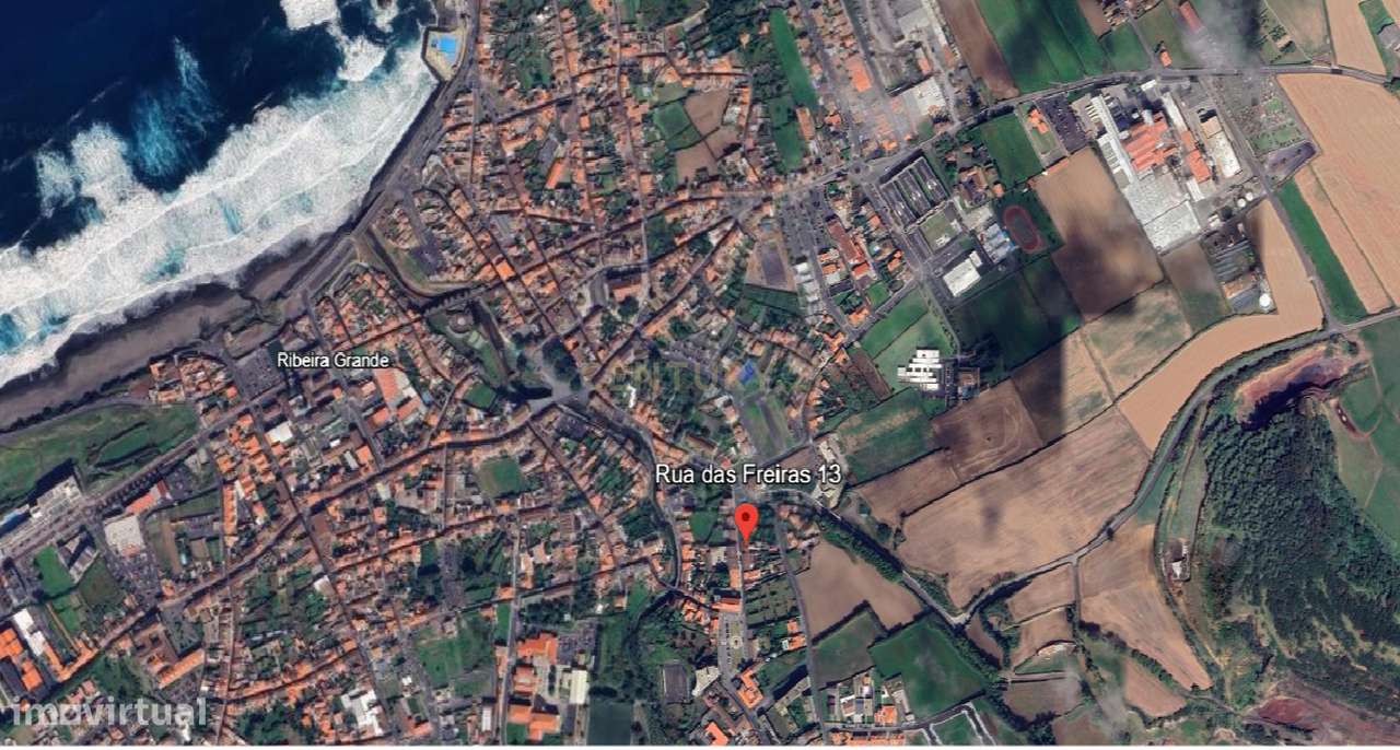 Moradia, 83 m², Ribeira Grande (Matriz)-33