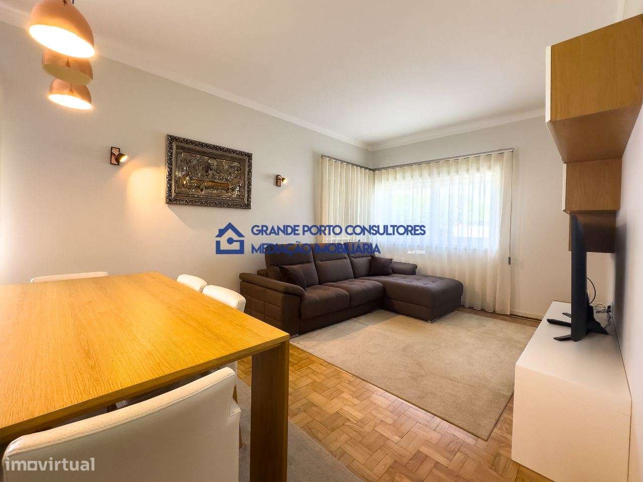 Moradia T4 com piscina junto à Praia da Memória / Matosinhos-8