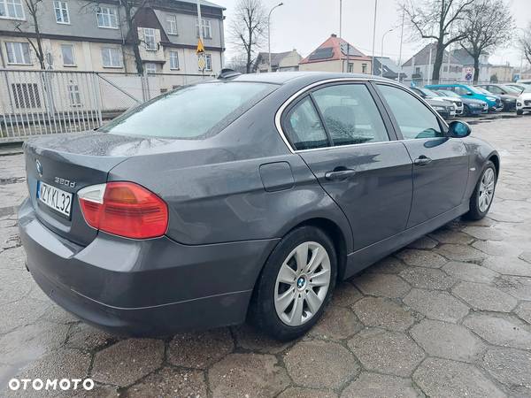 BMW Seria 3 320d - 7