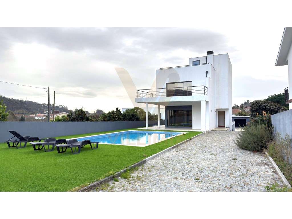 Moradia T3 com Piscina - Perre, Viana do Castelo - Grande imagem: 4/47