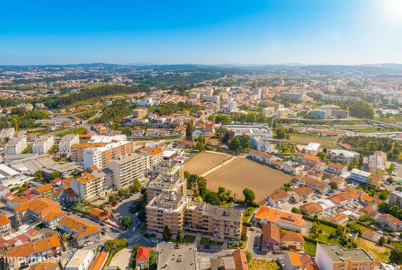 T4 com garagem fechada (38 m²) em Rio Tinto – Excelente oportunidade-34
