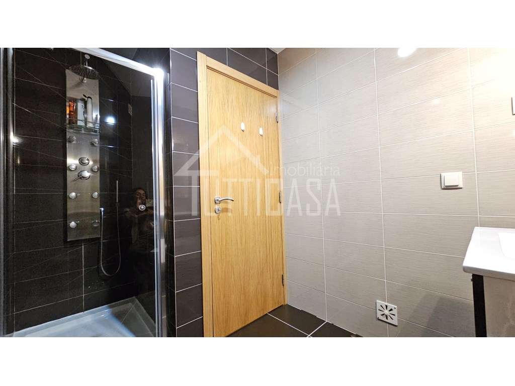 Apartamento estilo duplex T2+1 na Malveira-28