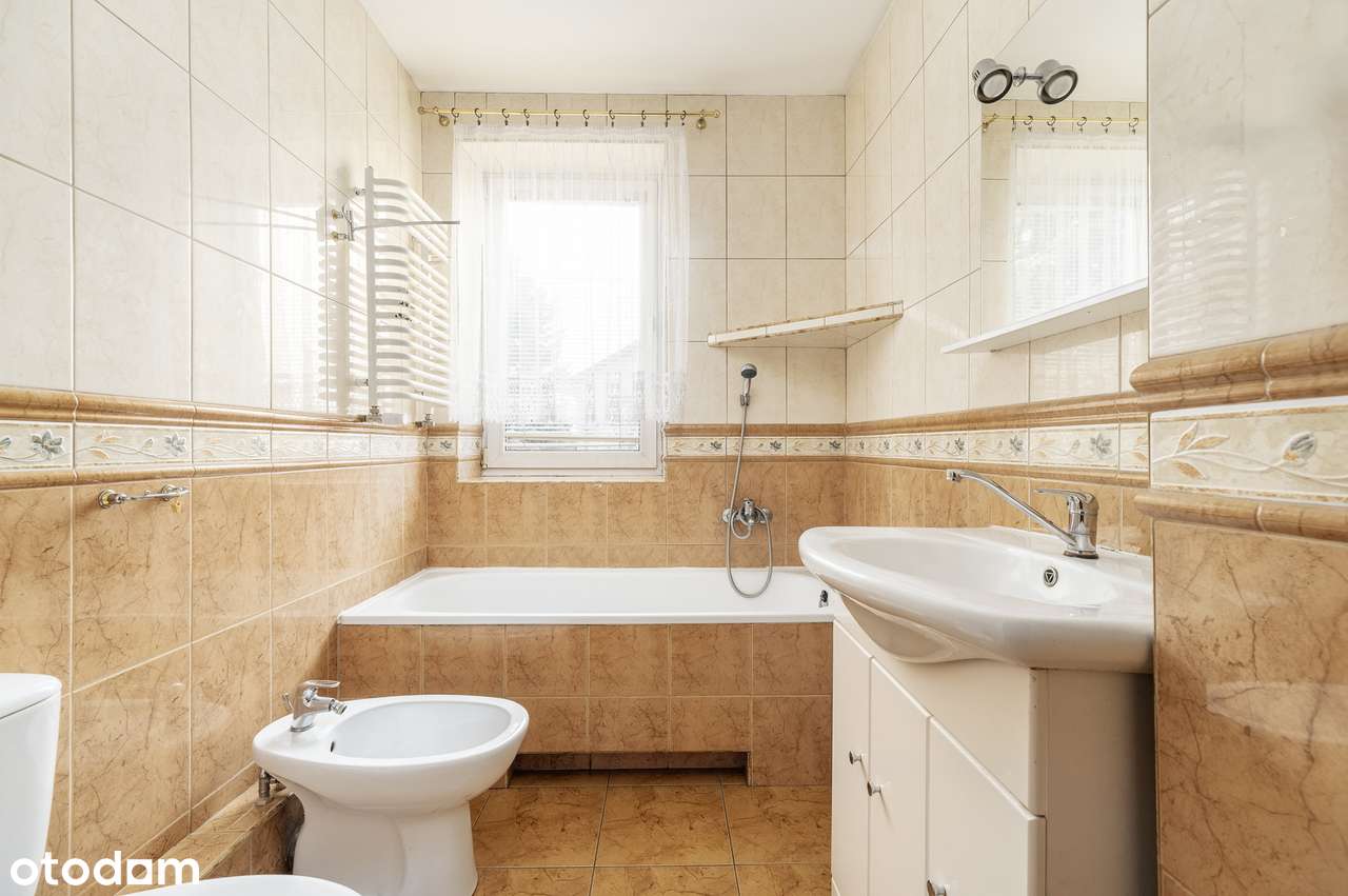 Dom 242m2 w Andrespolu-9