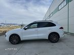 Porsche Cayenne - 8