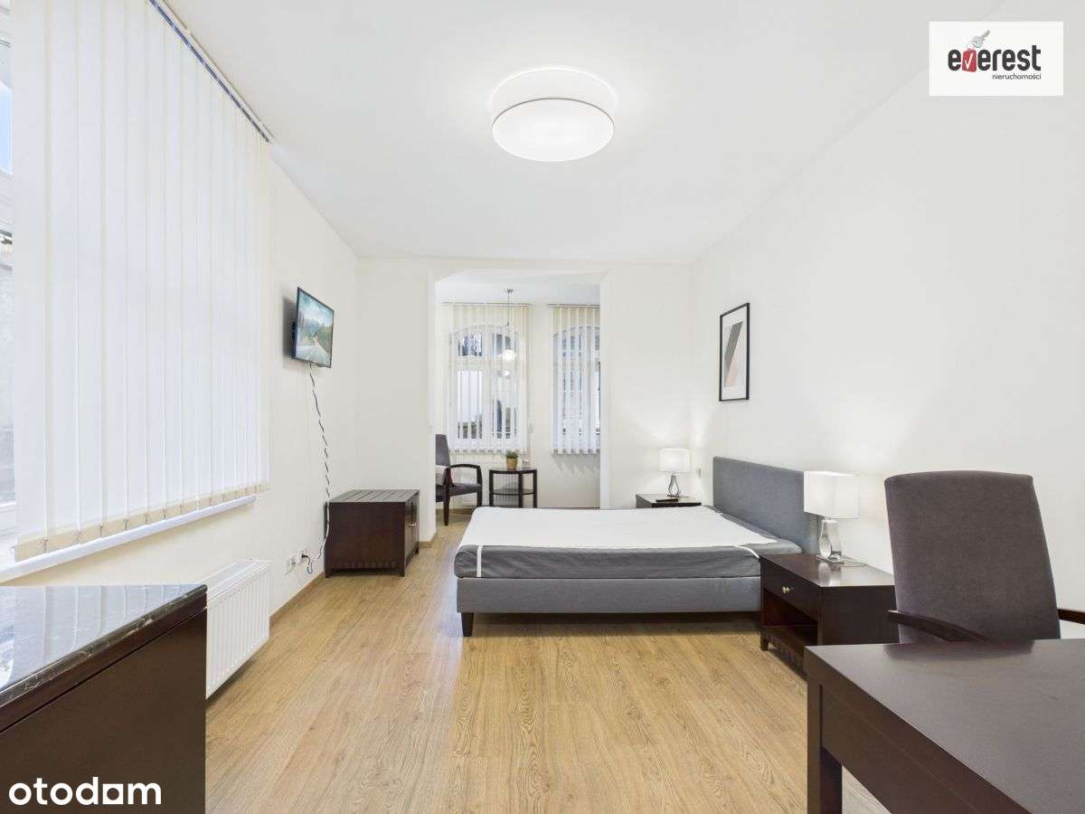 top miejsce, lokal podzielony na 3 mieszkania-6