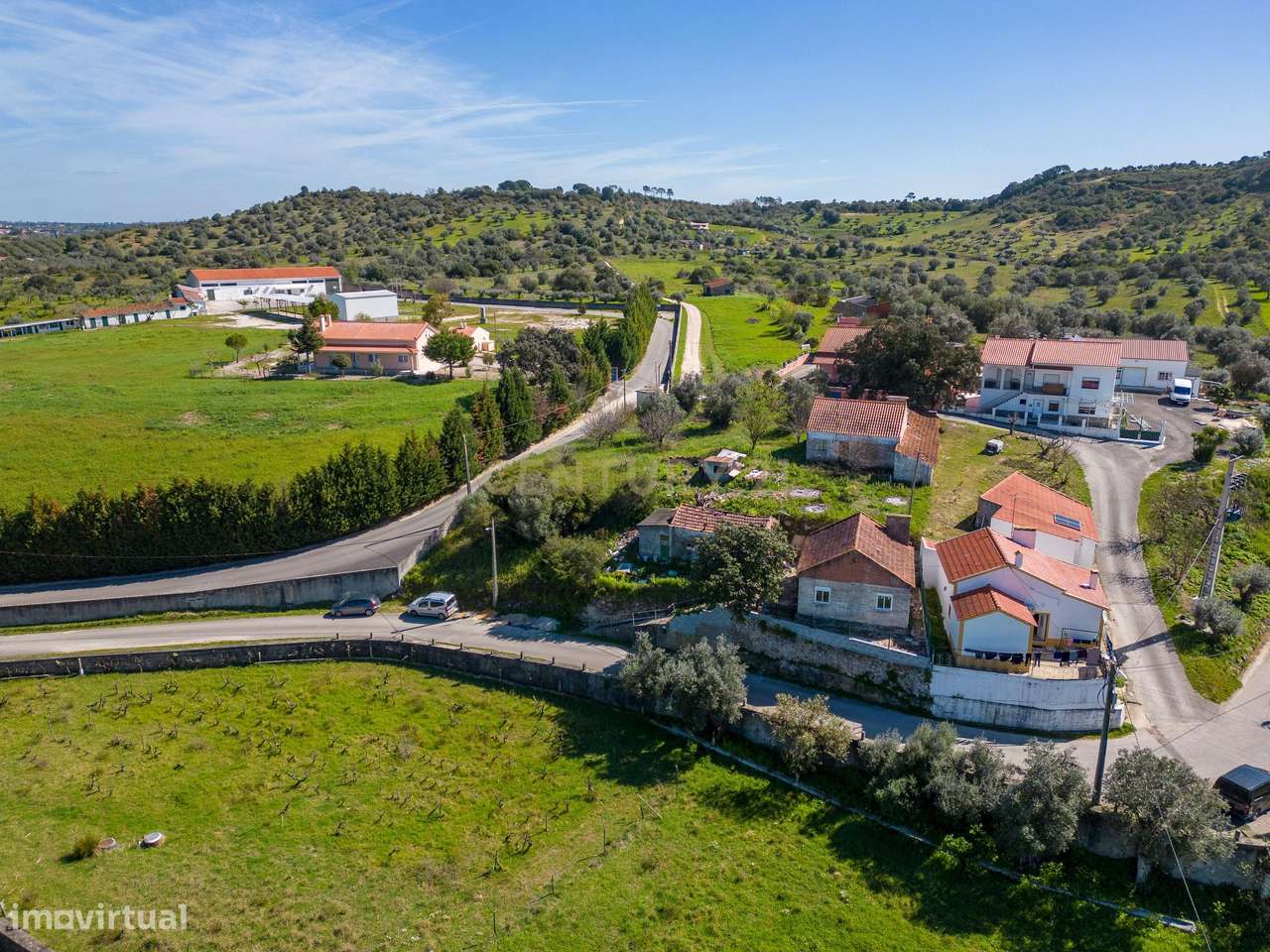 MORADIA T2 EM FASE DE RESTAURO-10