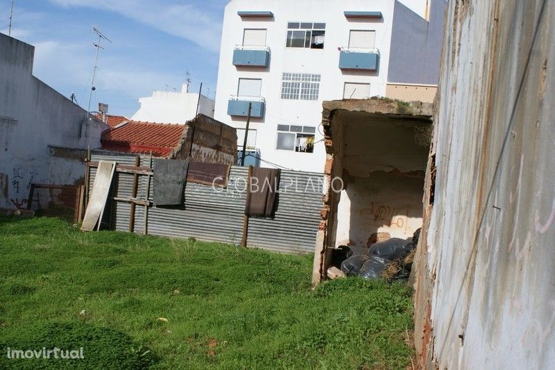 Lote de terreno no centro histórico de Portimão