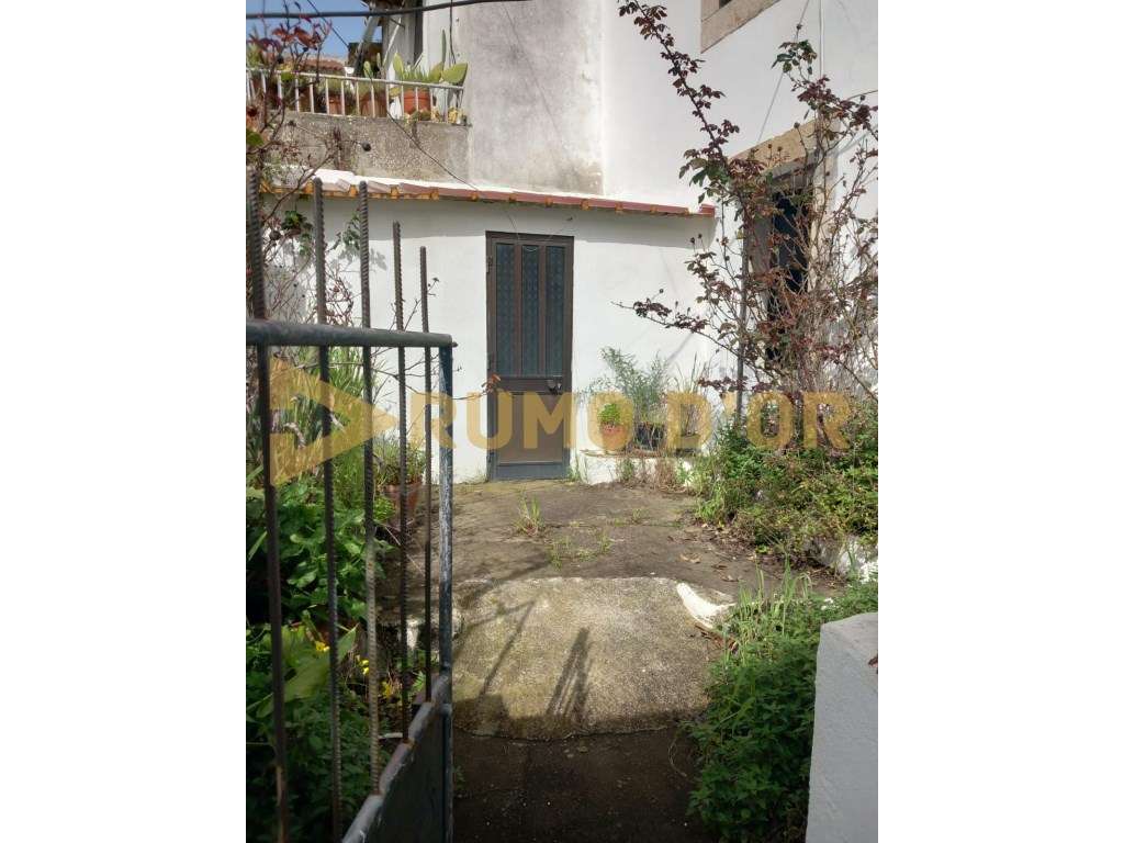 Moradia T2 em Pancas - Tranquilidade e Conforto a 10 Minutos de Ale... - Grande imagem: 4/8