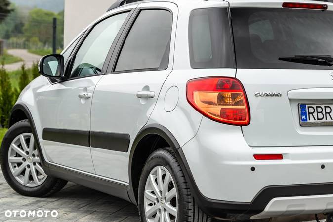 Suzuki SX4 1.6 Premium 2012 - 12