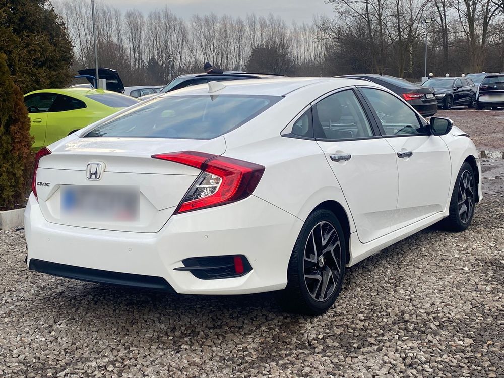 Honda Civic X 1.5 T Elegance CVT 2019