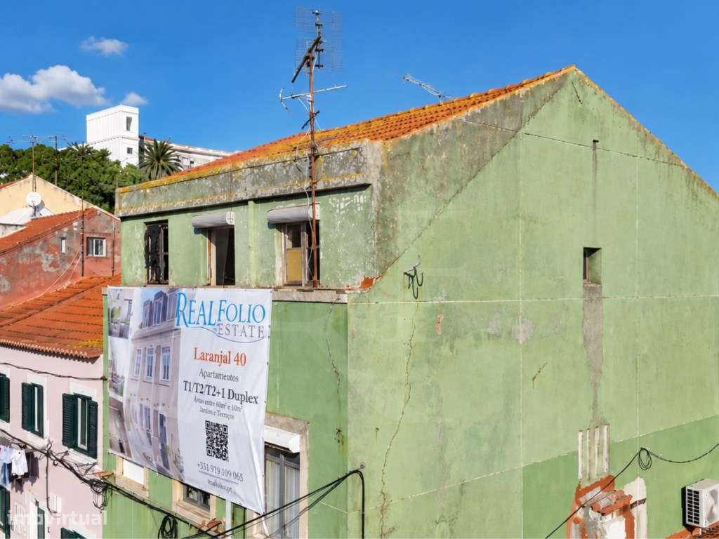 Apartamento T2 com logradouro privativo na Ajuda-10