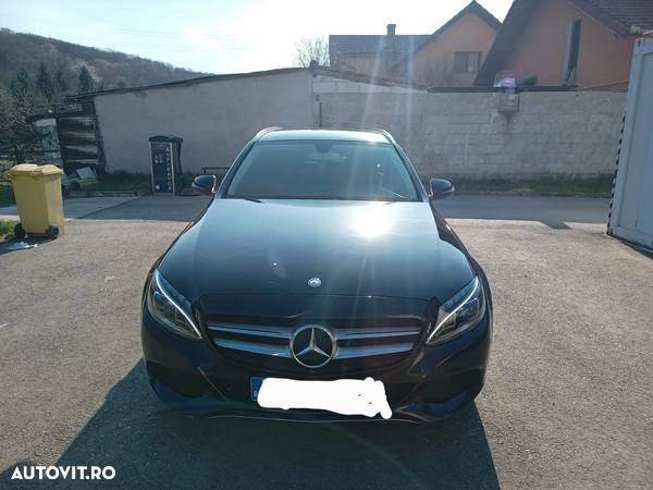 Mercedes-Benz C - 3