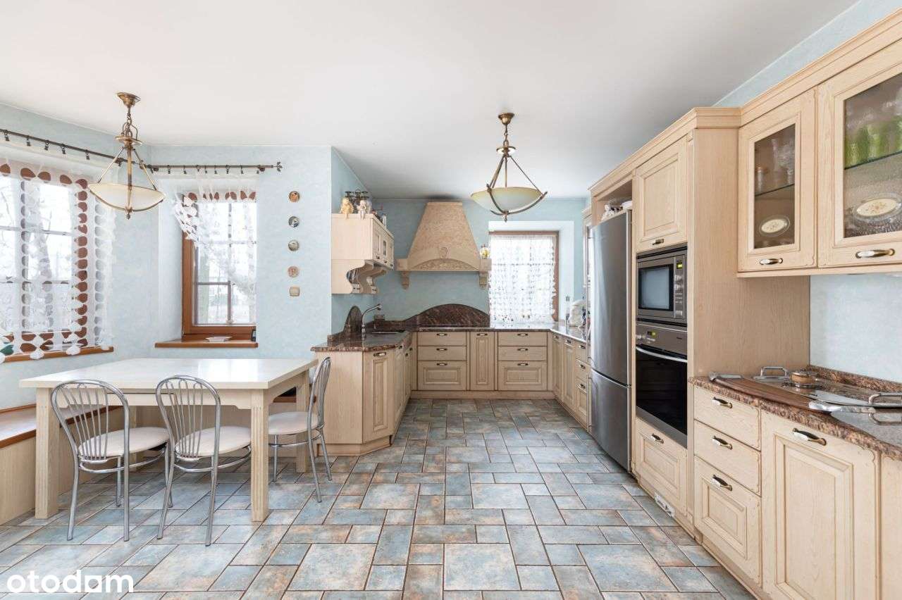 Piękny Dom W Samym Sercu Dzielnicy Wawer Z Ogrodem-9