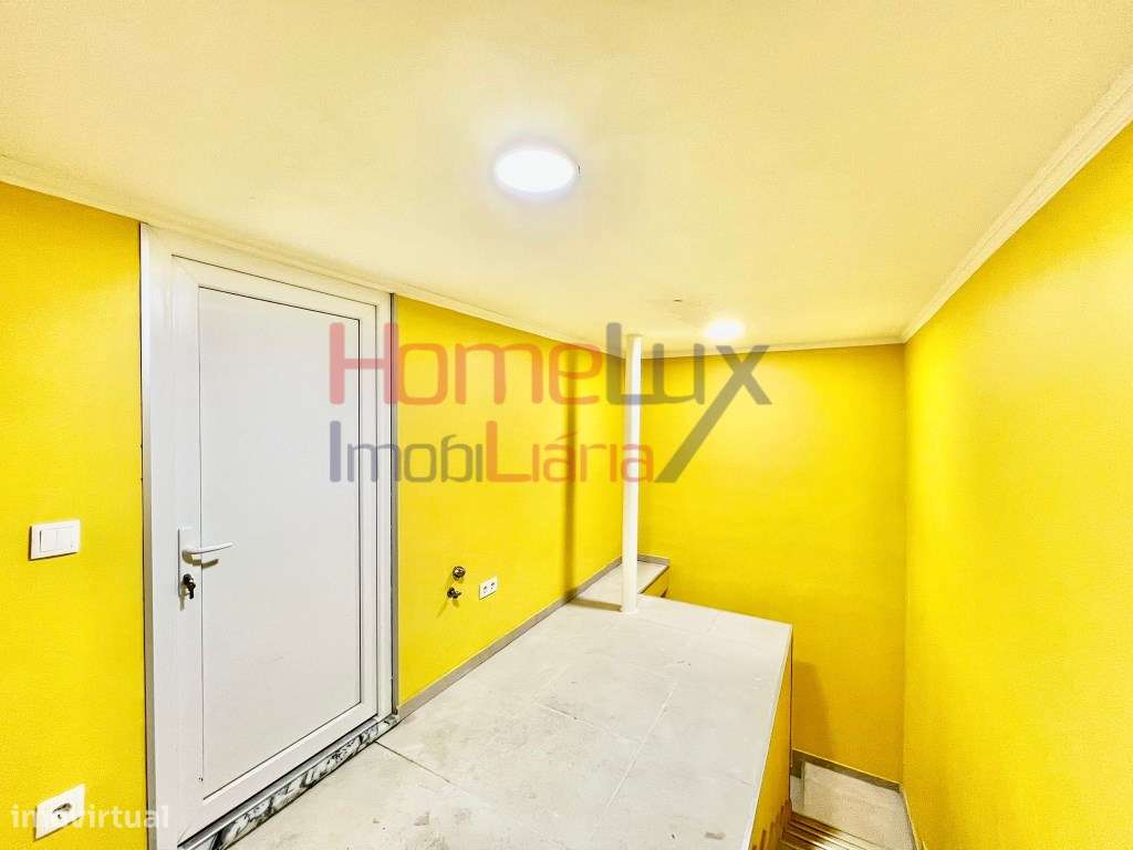 Moradia T4+1 em São Roque-18