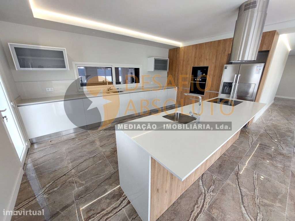 NOVA Moradia Isolada T5 c/ Piscina e Garagem - Azeitão-6