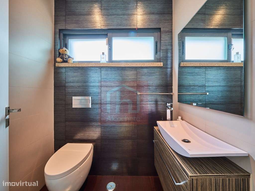 Moradia T4 de Luxo com piscina inserida no condominio privado em Sã...-13