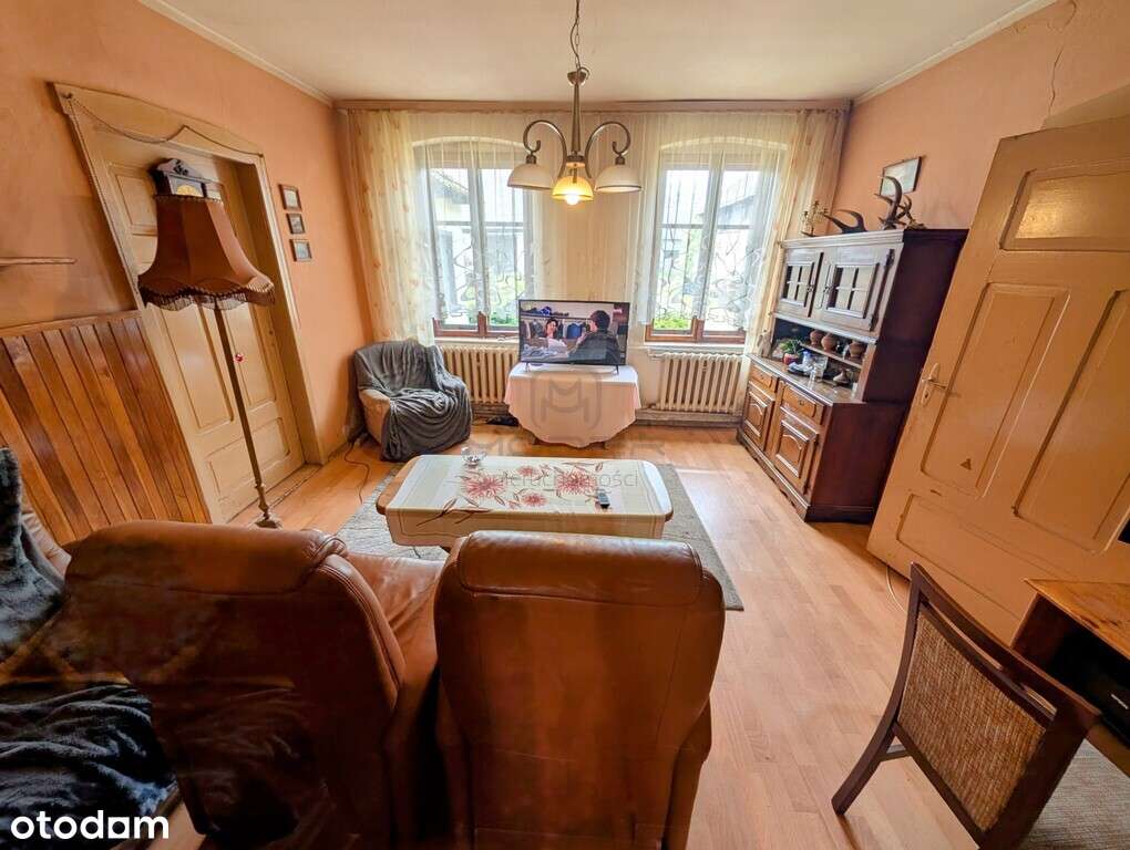 Duży przedwojenny dom jednorodzinny - Pławin-3