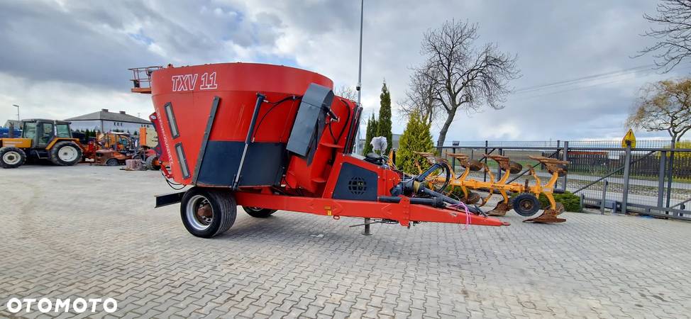 Kuhn EUROMARK TXV11 Wóz paszowy  ścielarka Import Oryginał - 22